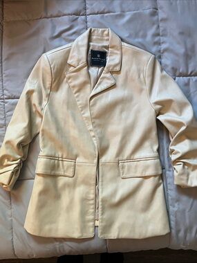 bagatelle Cream Tailored Blazer Jacket